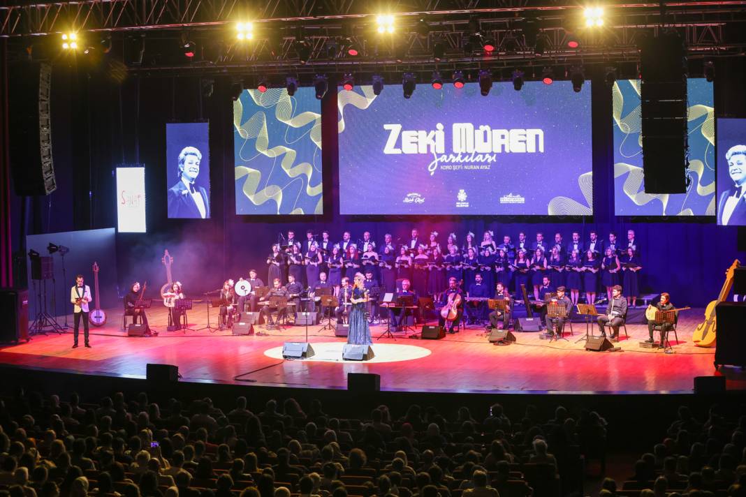 Zeki Müren şarkıları yürekleri titretti! Selçuklu’da alkışlar susmadı 5